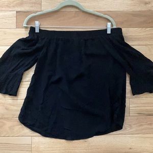 Black Off Shoulder Top XS